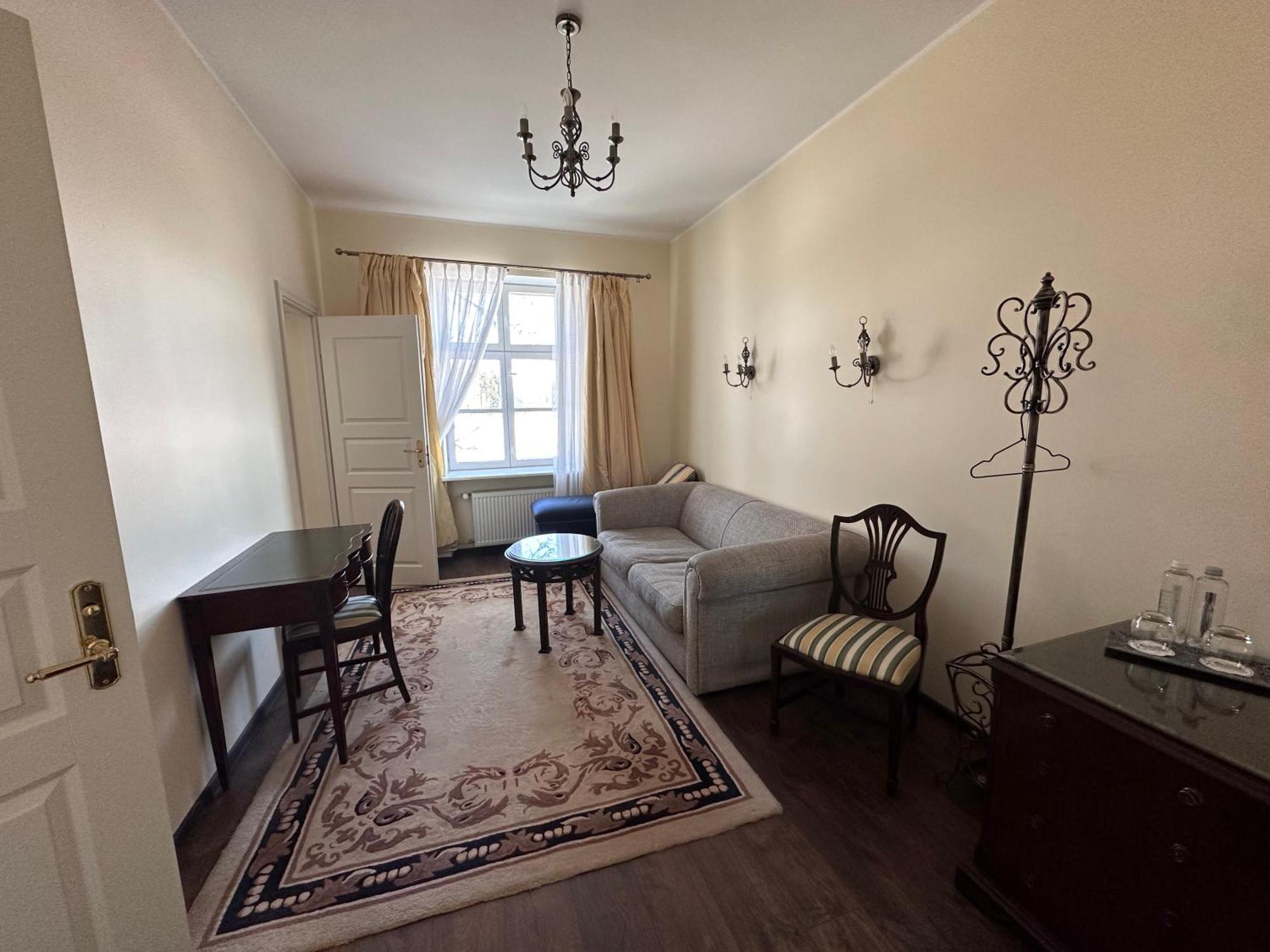 Kernu Manor Hotel Bagian luar foto