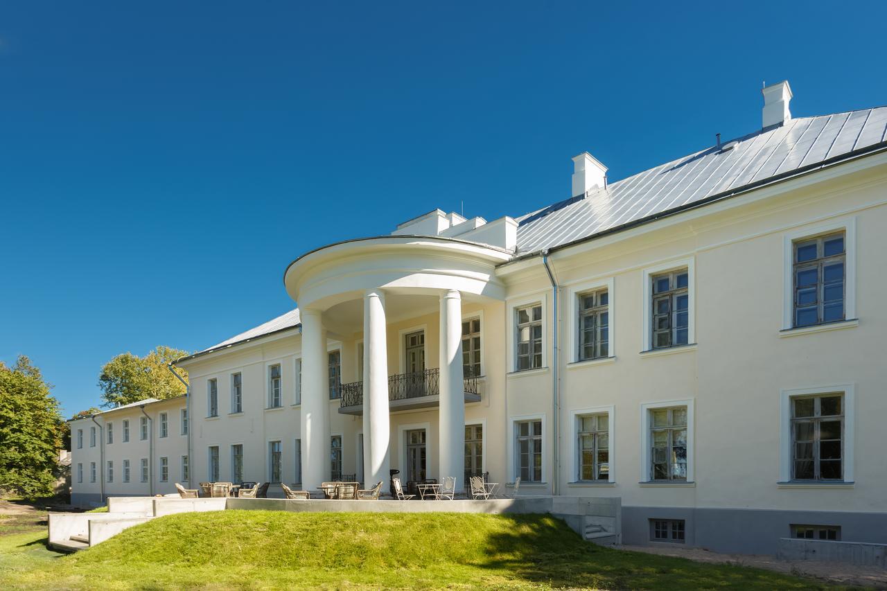 Kernu Manor Hotel Bagian luar foto